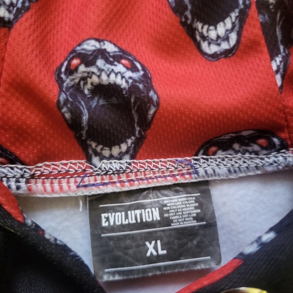 Skull Graphic Hoodie – Red & Black Gothic Streetwear CJ-CSM B37 - Picture 3 of 6